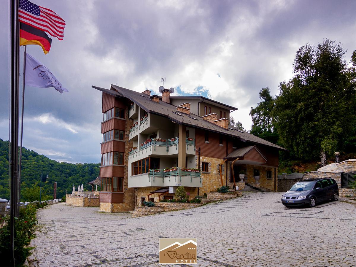 Hotel Dardha ภายนอก รูปภาพ