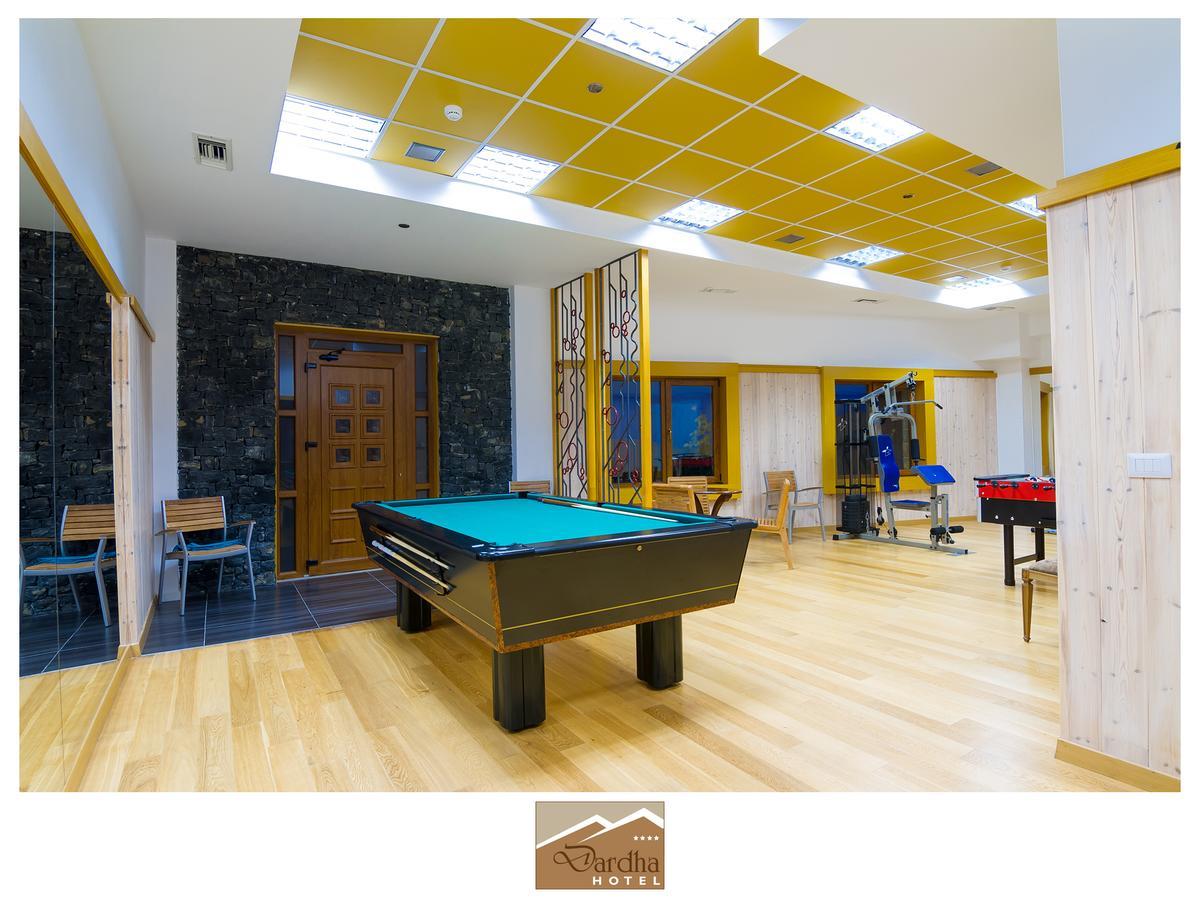 Hotel Dardha ภายนอก รูปภาพ
